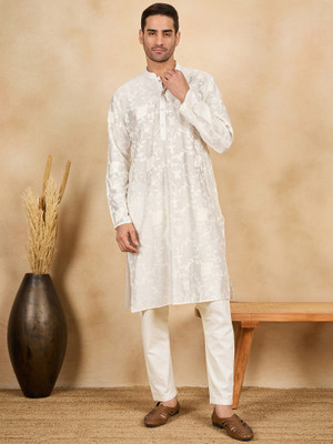 House of Pataudi Men Embroidered Straight Kurta(White)