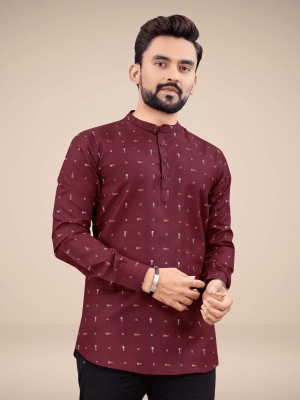 NIVICK Men Geometric Print Straight Kurta(Maroon)