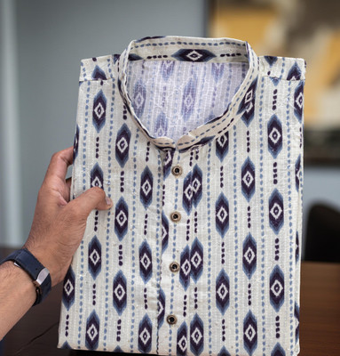 MOXTE Men Printed Straight Kurta(Green, Blue)