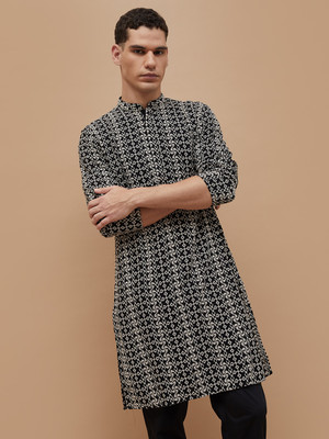 Melange by Lifestyle Men Embroidered Straight Kurta(Black)