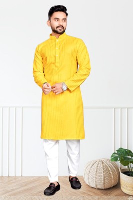 GalaxyZone Men Solid A-line Kurta(Yellow)