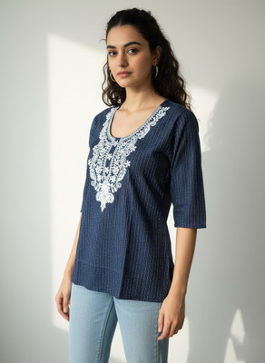 BANSII DHUN Women Self Design, Embroidered Straight Kurta(Blue)