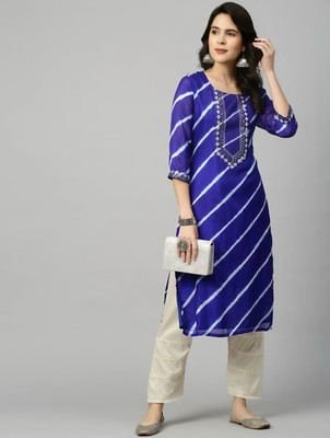 Wawlooks Women Floral Print Straight Kurta(Blue)