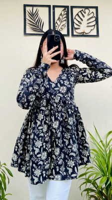 SMERA Women Printed Straight Kurta(Dark Blue, White)