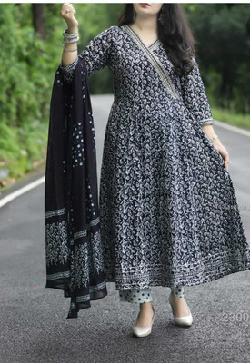 Shivkurti Women Kurta Pant Dupatta Set