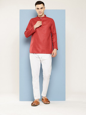 Aarika Men Solid Straight Kurta(Red)