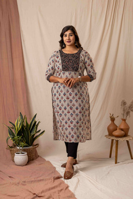 Amthi Women Floral Print A-line Kurta(Multicolor)