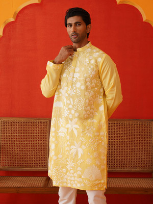Jompers Men Embroidered Straight Kurta(Yellow)