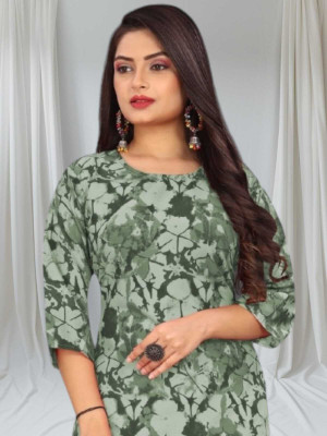 SUMITA SAREE Women Printed Straight Kurta(Green)