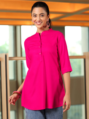 LIBAS Women Solid Straight Kurta(Pink)