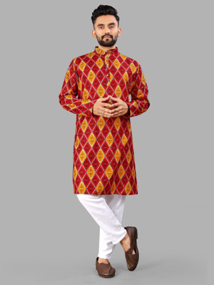 Divastri Men Printed Straight Kurta(Orange)