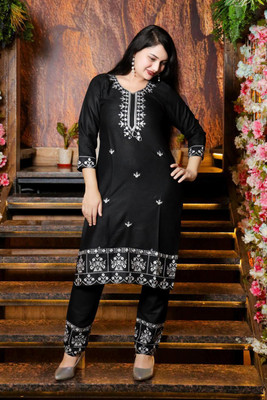 KHUSHI FARAZ Women Embroidered A-line Kurta(Black)