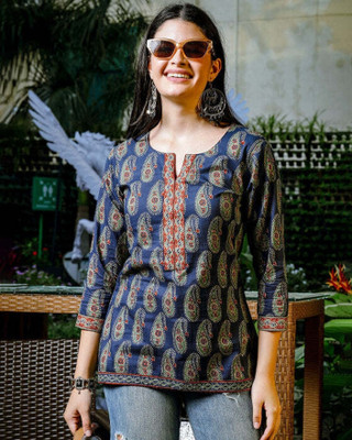 TROOKING Women Floral Print Straight Kurta(Dark Blue)