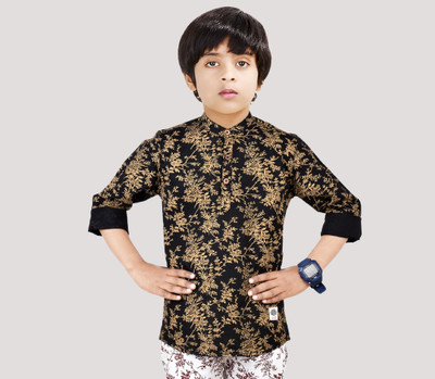 MADE IN THE SHADE Boys Floral Print Straight Kurta(Black, Gold)