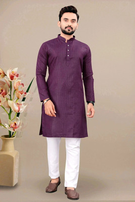 SHIVGARMENT Men Solid Straight Kurta(Purple)
