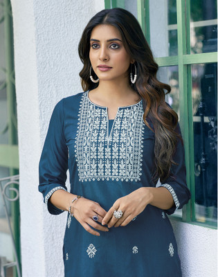 Skylee Women Chikan Embroidery, Embellished, Dyed/Ombre, Self Design Straight Kurta(Dark Blue)