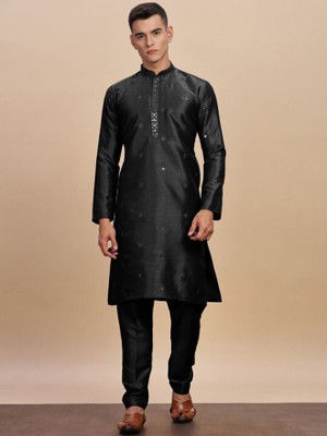 ANOUK Men Embroidered Straight Kurta(Black)