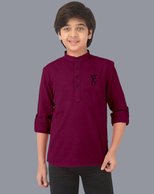 VTEXX Boys Solid Straight Kurta(Maroon)