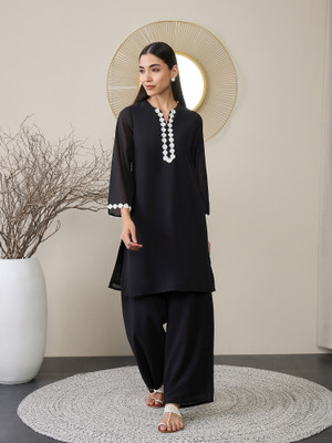 Adornia Women Solid Straight Kurta(Black)