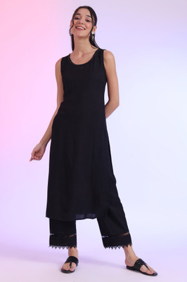 Aurelia Women Solid Straight Kurta(Black)