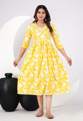 GN INDUSTRIES Women Floral Print Flared Kurta(Yellow)