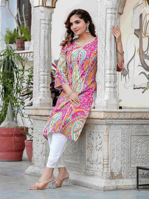 Queenslifestyle Women Embellished, Paisley, Embroidered A-line Kurta(Multicolor)