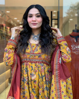 Piu Art Printed Kurta, Trouser/Pant & Dupatta Set