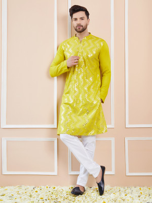 See Designs Men Embellished Straight Kurta(Yellow)