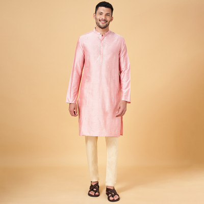 Indus Route by Pantaloons Men Embroidered A-line Kurta(Pink)