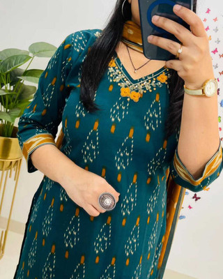MKS CREATION Women Embroidered Straight Kurta(Green)