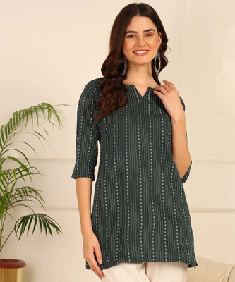 DSK STUDIO Women Striped Straight Kurta(Green)