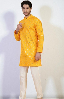 Bisswas Men Embroidered Straight Kurta(Yellow)