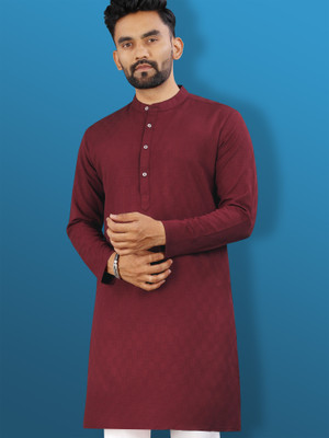 VeBNoR Men Solid Straight Kurta(Maroon)