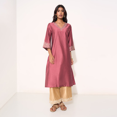 Rangmanch by Pantaloons Women Embroidered A-line Kurta(Maroon)