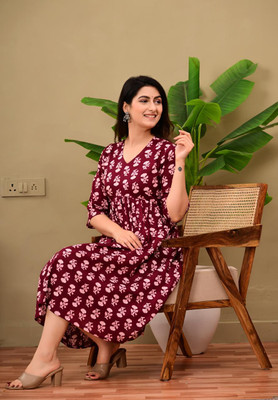 VISHNUVASTRAM Women Dyed/Ombre Ethnic Dress Kurta(Red)