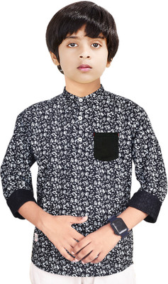 MADE IN THE SHADE Boys Printed Straight Kurta(Multicolor)