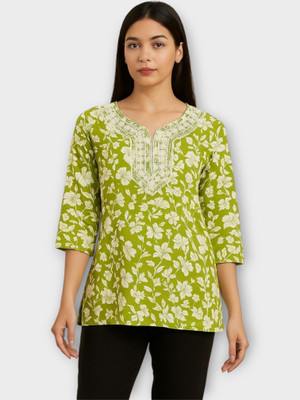 PP Clothing Women Embroidered Straight Kurta(Green)