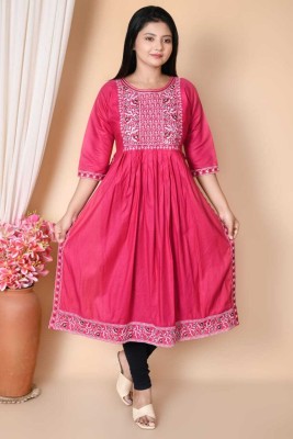 Sk style Women Embroidered Ethnic Dress Kurta(Pink)