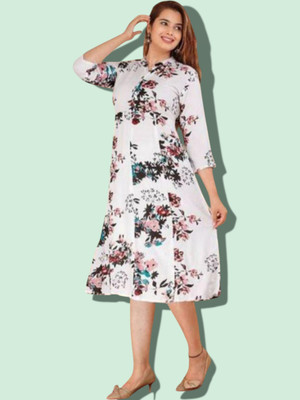 KurtisHouse Women Printed Straight Kurta(White)