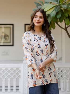 BHADRIYAA Women Printed Straight Kurta(Beige)