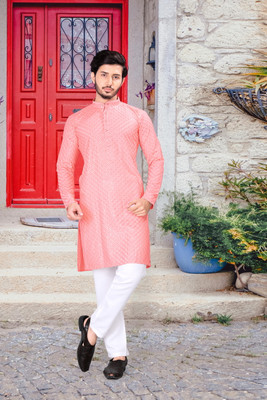 VividStyle Men Embroidered Straight Kurta(Pink)