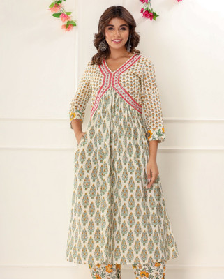 VEDANA Women Floral Print A-line Kurta(Multicolor)