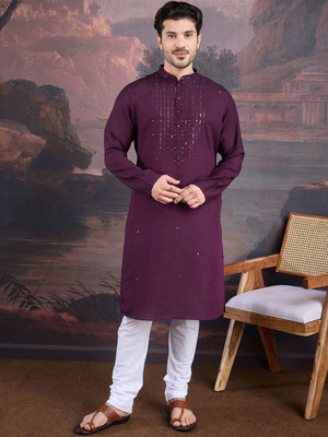 House of Pataudi Men Self Design Straight Kurta(Purple)