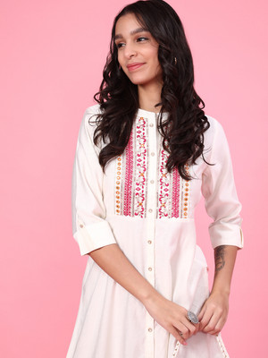 V-MART Women Solid, Embroidered A-line Kurta(White)