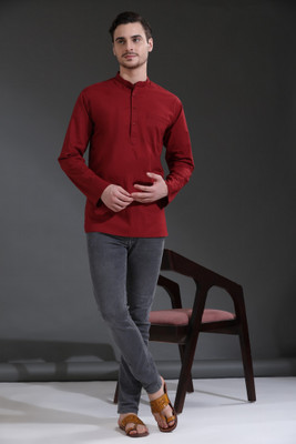 SKAVIJ Men Solid Straight Kurta(Red)