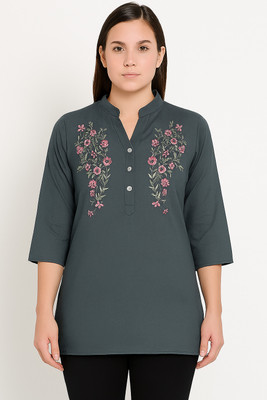 HTE Enterprises Women Floral Print Straight Kurta(Grey)