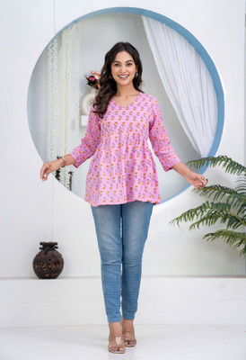 Attire Aura Women Floral Print Straight Kurta(Pink)
