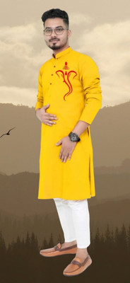 Vastra Trends Men Self Design Straight Kurta(Yellow)