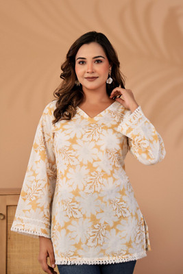 Yavastrah Women Floral Print Straight Kurta(Yellow, White)
