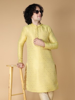 Namaskar Men Printed Straight Kurta(Yellow, Gold)